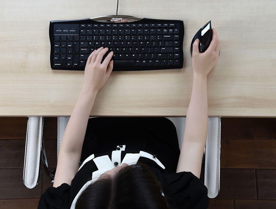 Evoluent Reduced Reach Right-Handed Keyboard with Mouse Use