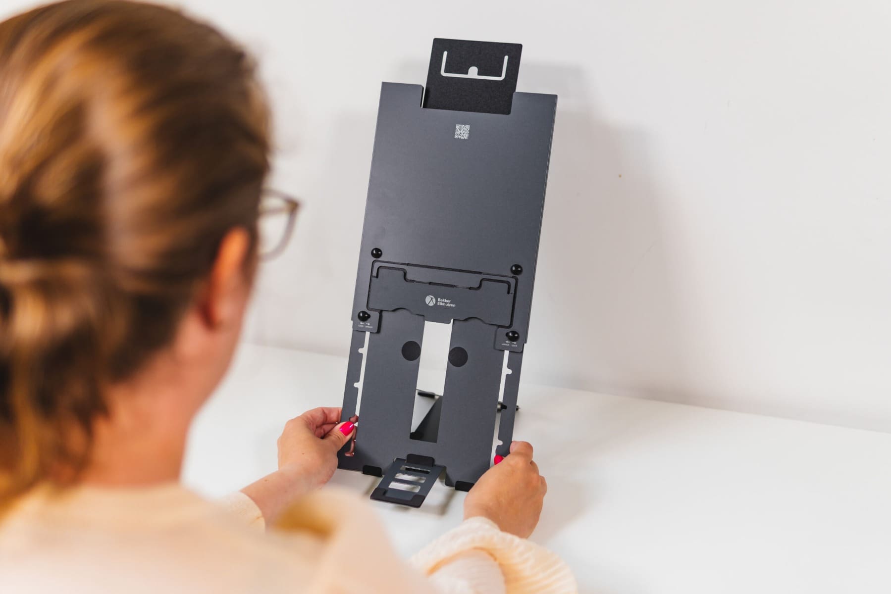 Bakker Elkhuizen Ergo-Q Hybrid Stand - Image 23