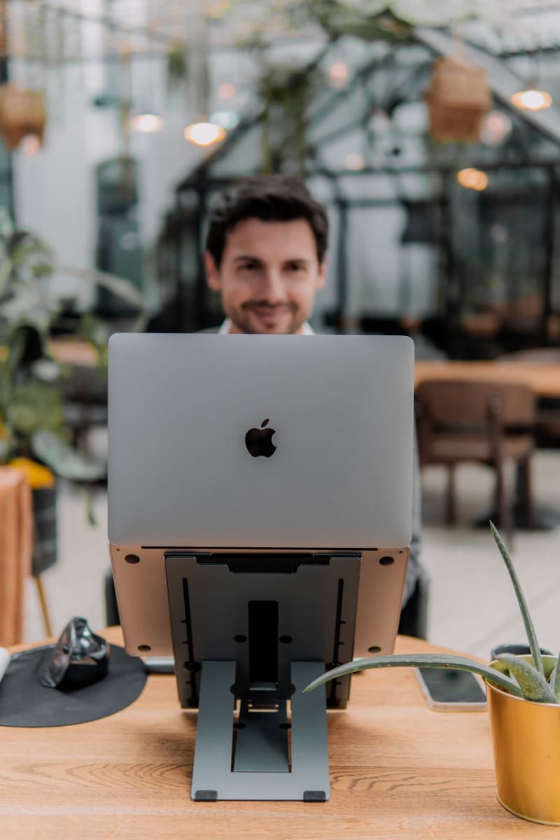 Bakker Elkhuizen Ergo-Q Hybrid Stand - Image 31