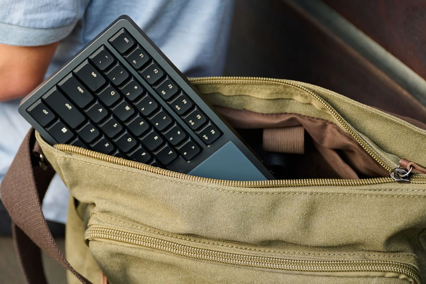 Kinesis Form Split Touchpad Keyboard - in bag