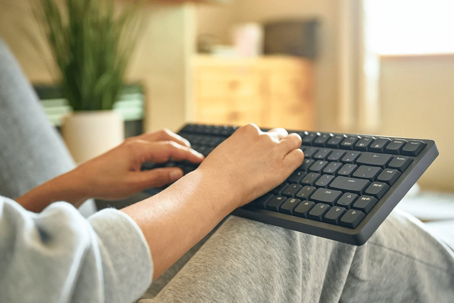 Kinesis Form Split Touchpad Keyboard - in use