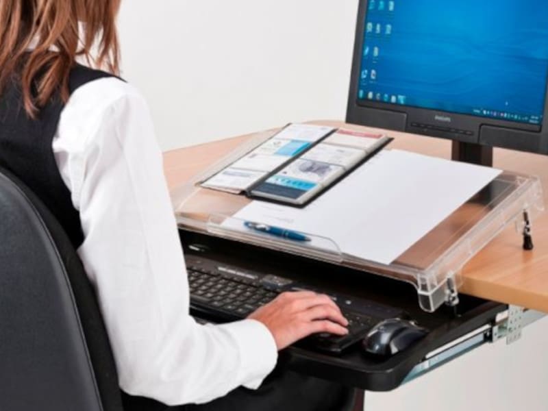 Microdesk Step on Keyboard Tray