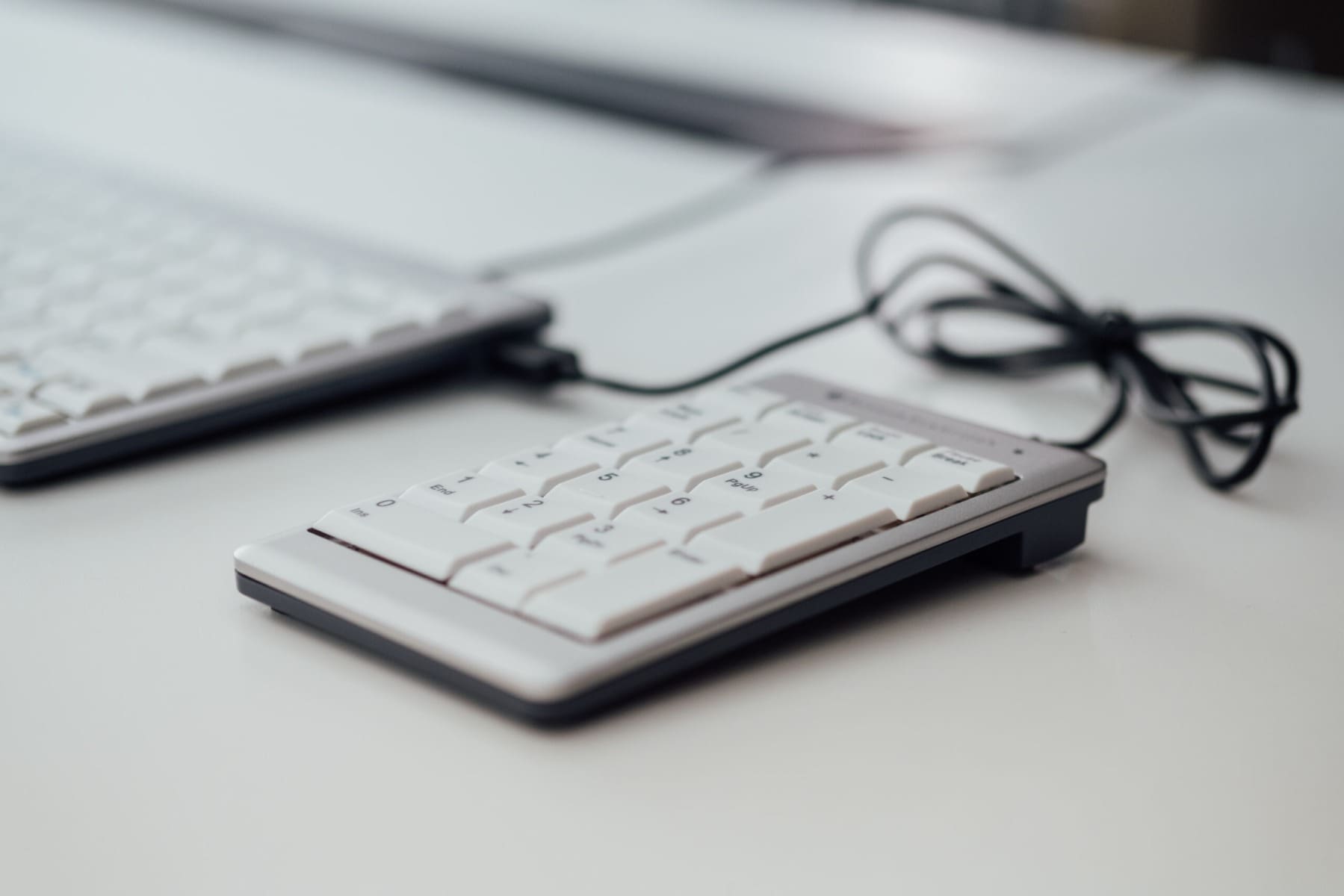 Bakker Elkhuizen Ultraboard 955 Numeric Pad with an UltraBoard 950 Compact Wired Keyboard